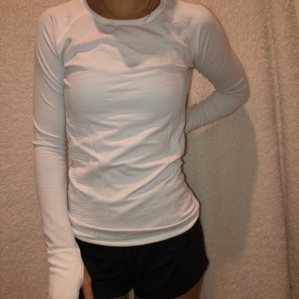 athletic top